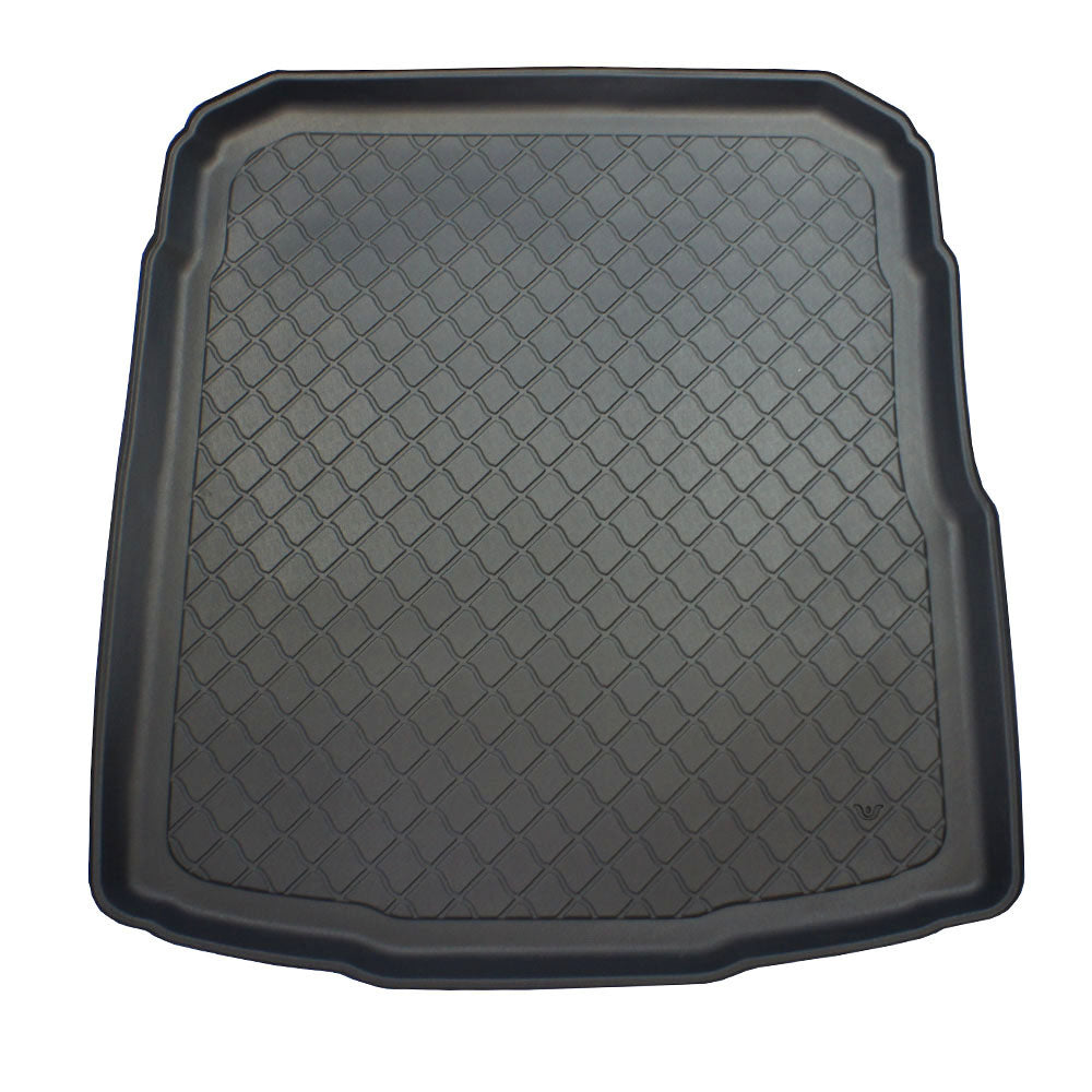 Kofferbakmat Volkswagen Passat (B8) Sedan - 2014-2023 - Guardliner (Past in versie met lage kofferbakvloer)