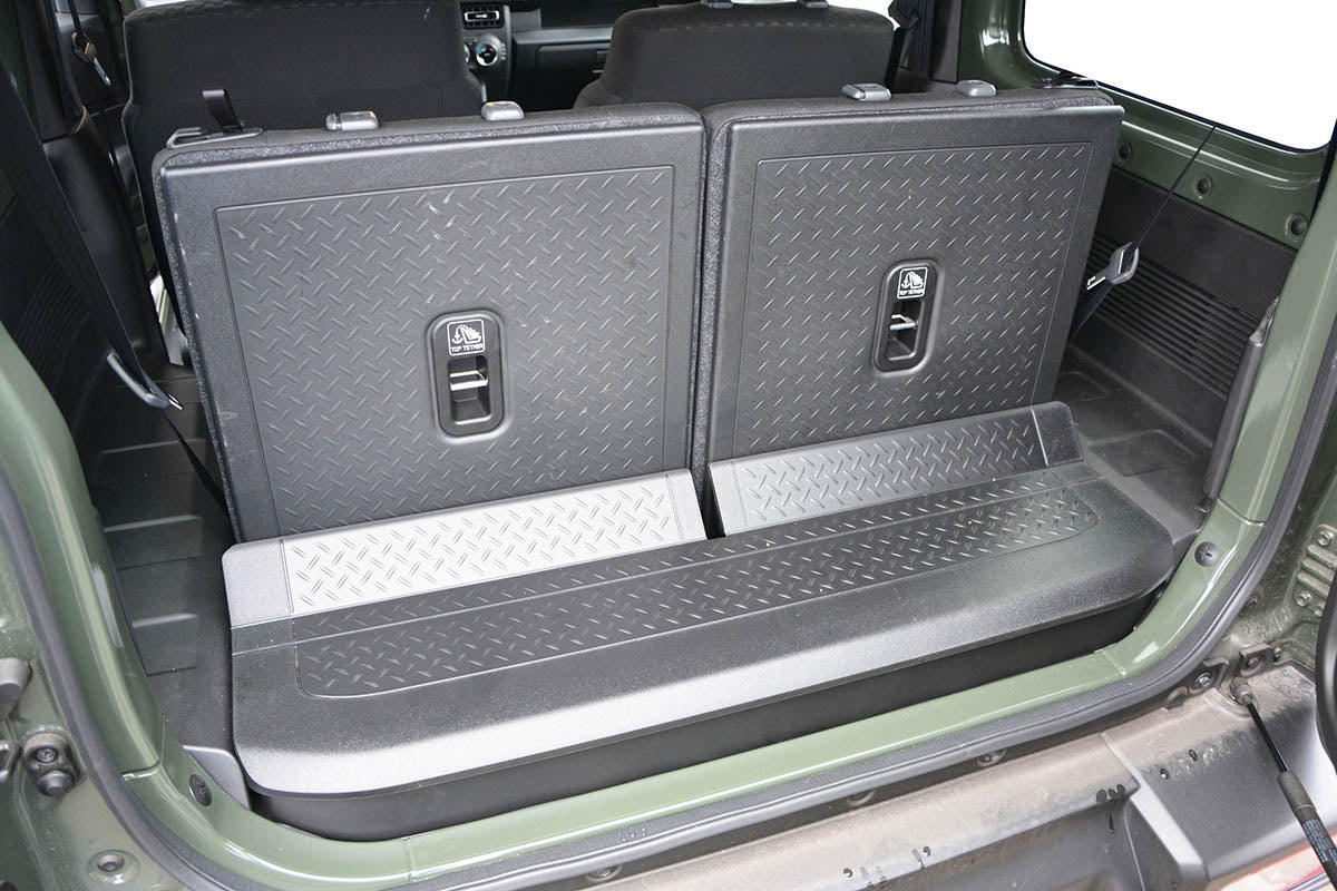 Kofferbakmat Suzuki Jimny SUV - 2018-heden - Guardliner (Past in versie met hoge kofferbakvloer, achter 2e zitrij)