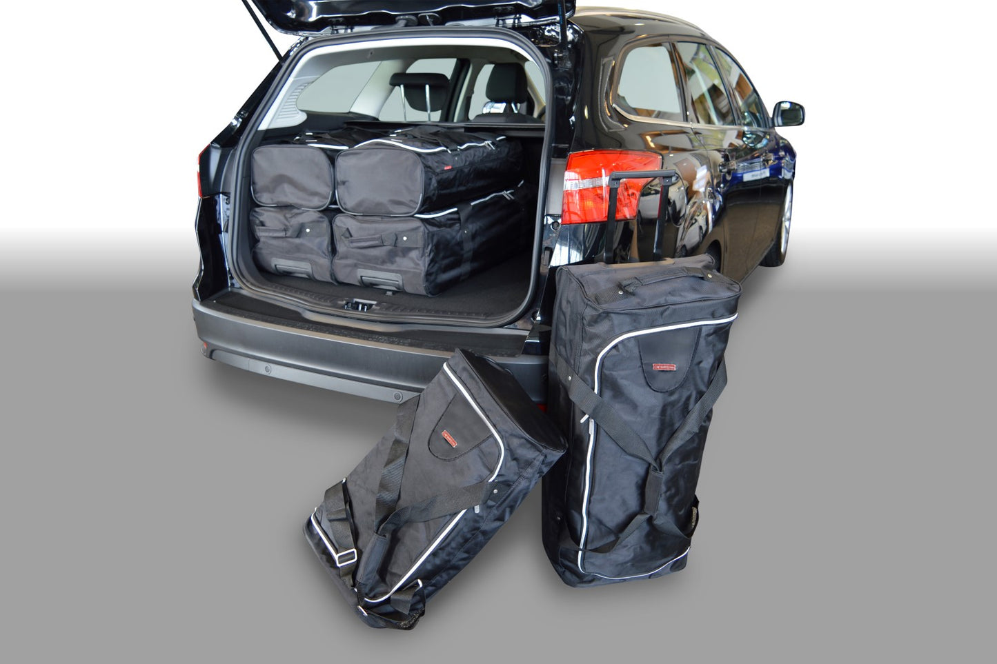 Reistassenset Ford Focus III 2010-2018 wagon