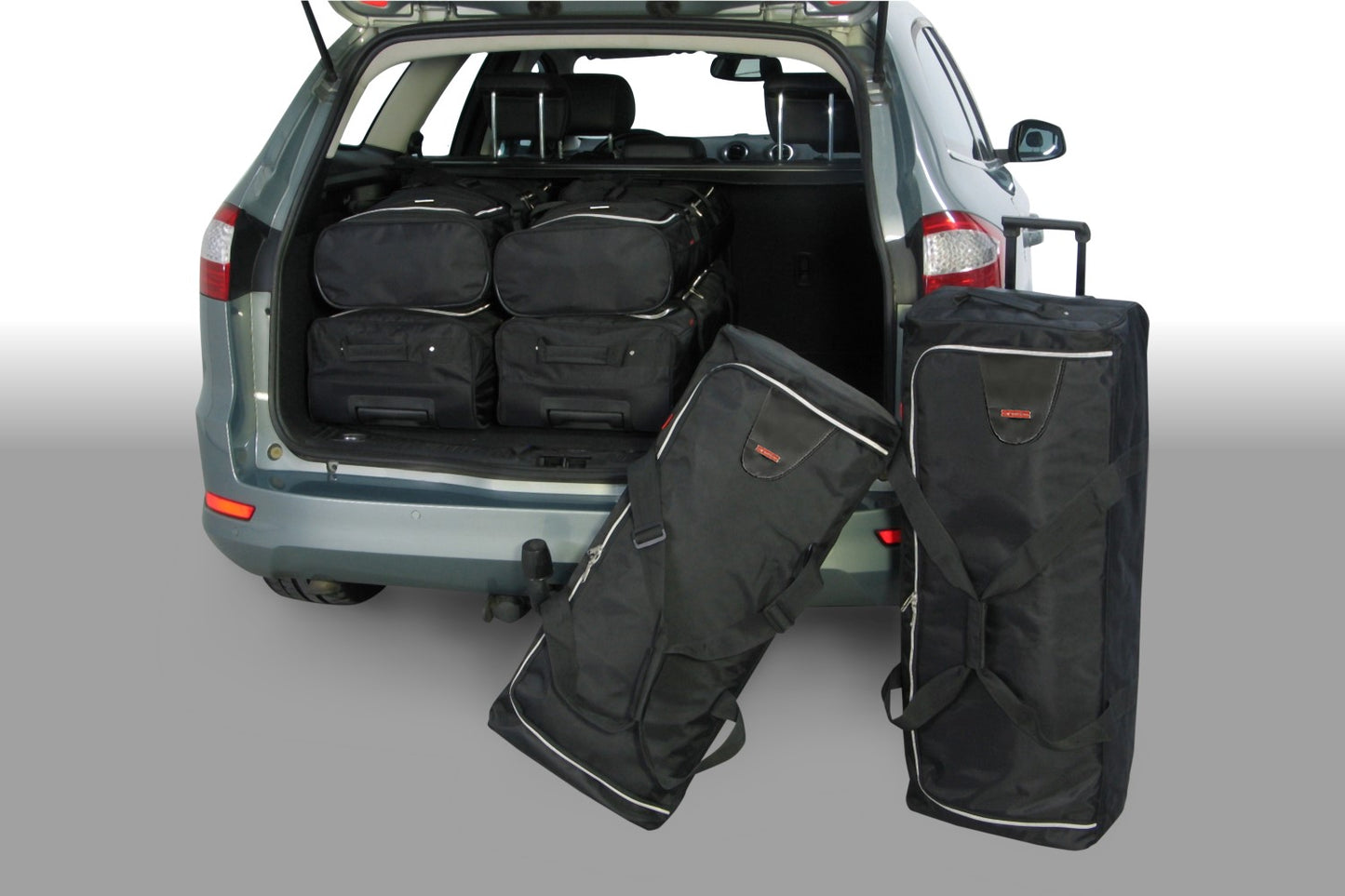 Reistassenset Ford Mondeo IV 2007-2014 wagon