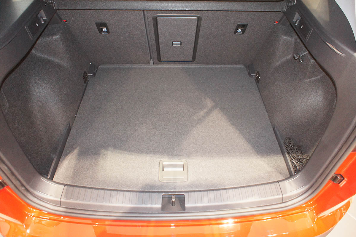 Kofferbakmat Seat Ateca SUV - 2016-heden - Guardliner (Past in versie met vloer in hoge positie, past ook in versie met vierwielaandrijving)