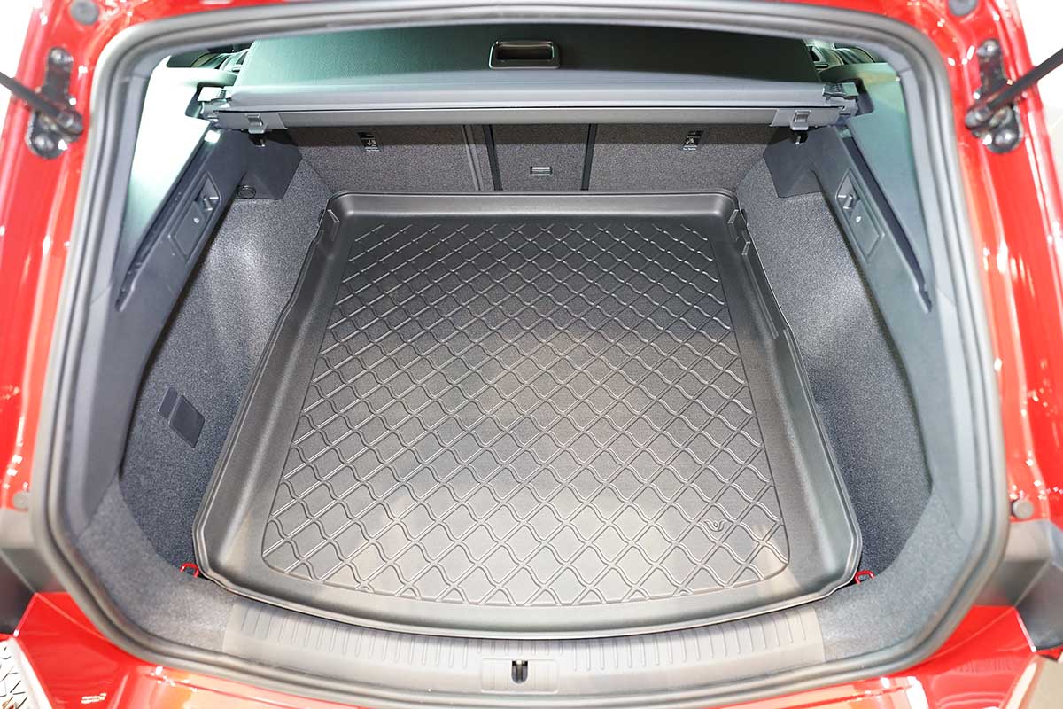 Kofferbakmat Seat Leon Sportstourer stationwagen - 2020-heden - Guardliner (Past in versie met verstelbare vloer in hoge stand. Past ook in Hybrid)