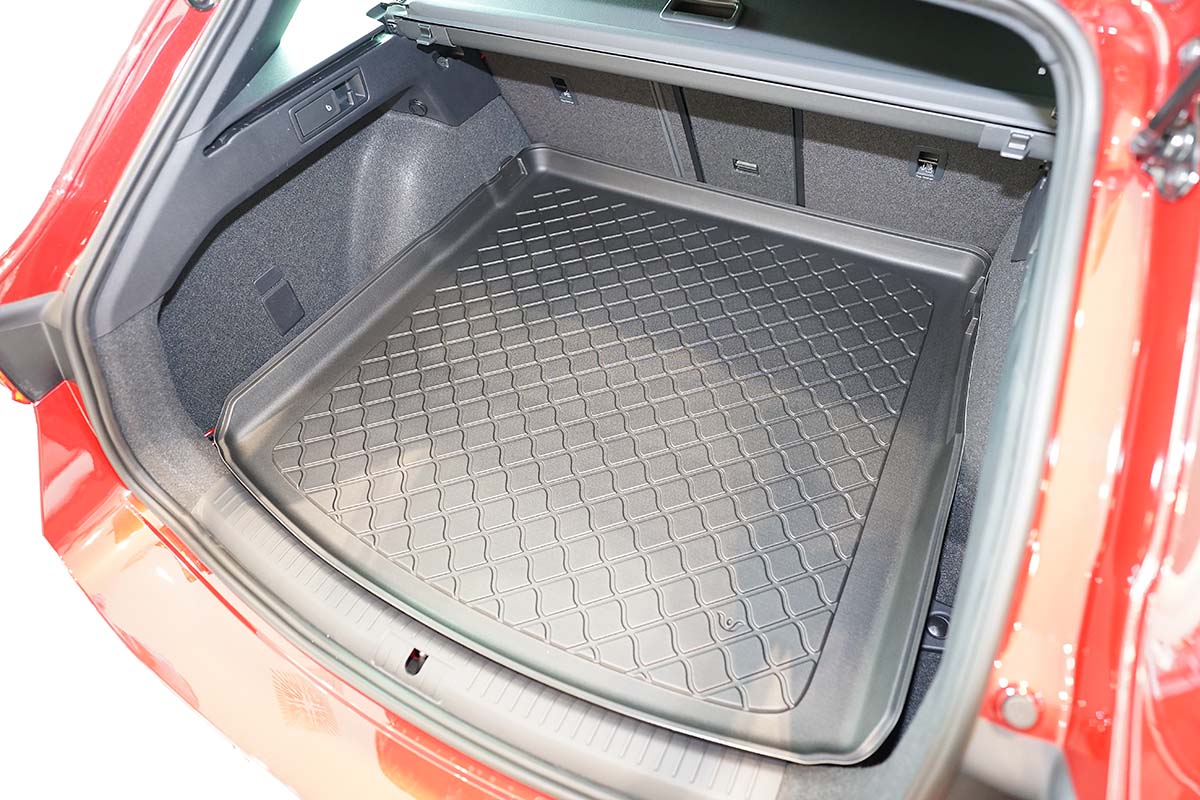 Kofferbakmat Seat Leon Sportstourer stationwagen - 2020-heden - Guardliner (Past in versie met verstelbare vloer in hoge stand. Past ook in Hybrid)