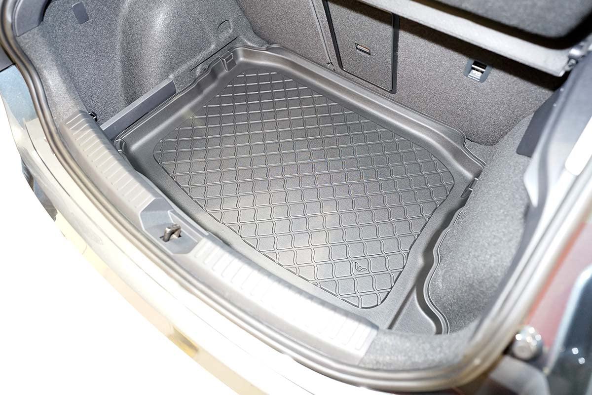 Kofferbakmat Seat Leon Hatchback - 2020-heden - Guardliner (Past in versie met lage kofferbakvloer en niet-verstelbare kofferbakvloer. Past ook in Mild Hybrid)