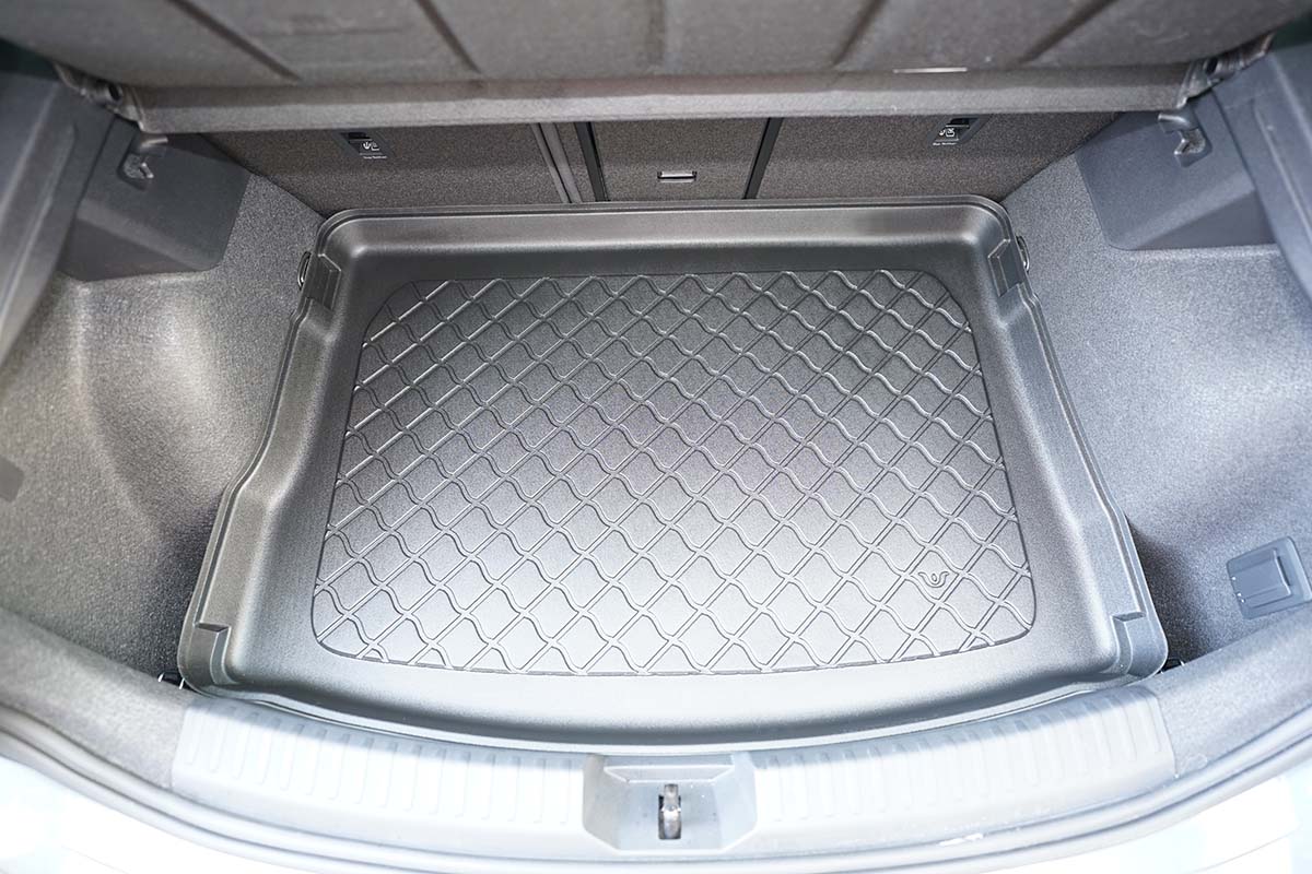 Kofferbakmat Seat Leon Hatchback - 2020-heden - Guardliner (Past in versie met kofferbakvloer in hoge stand. Past ook in Hybrid en e-Hybrid)