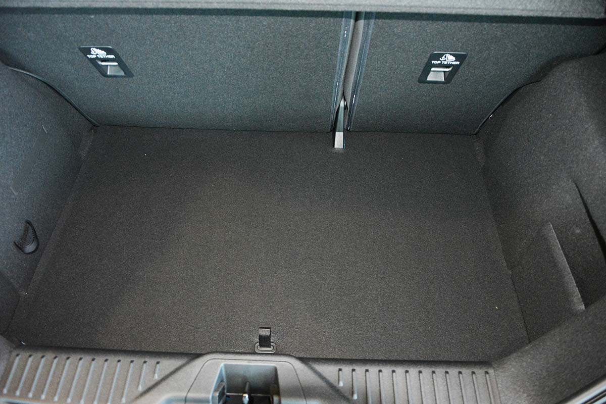 Kofferbakmat Ford Fiesta Hatchback - 2017-heden - Guardliner (Past in versie met lage kofferbakvloer, past ook in Mild Hybrid)