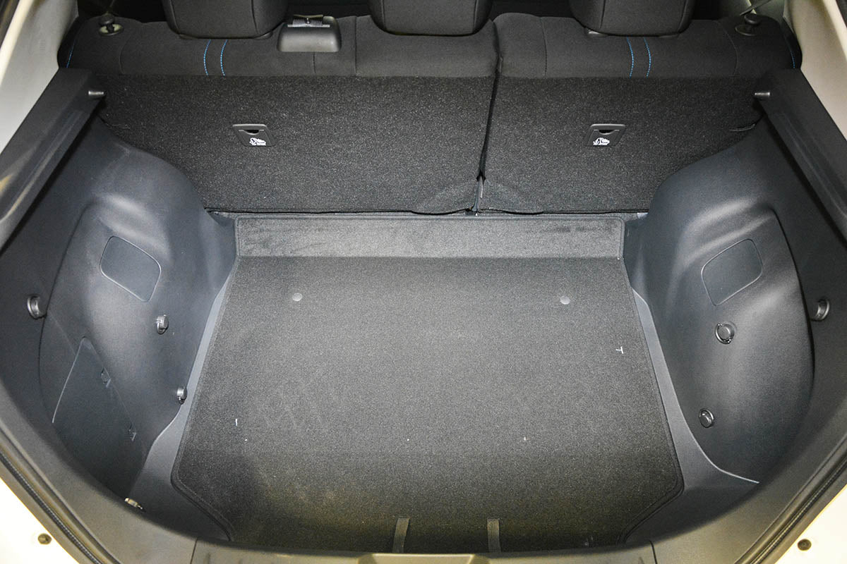 Kofferbakmat Nissan Leaf Hatchback - 2018-heden - Guardliner (Past ook in versie met Bose Box)