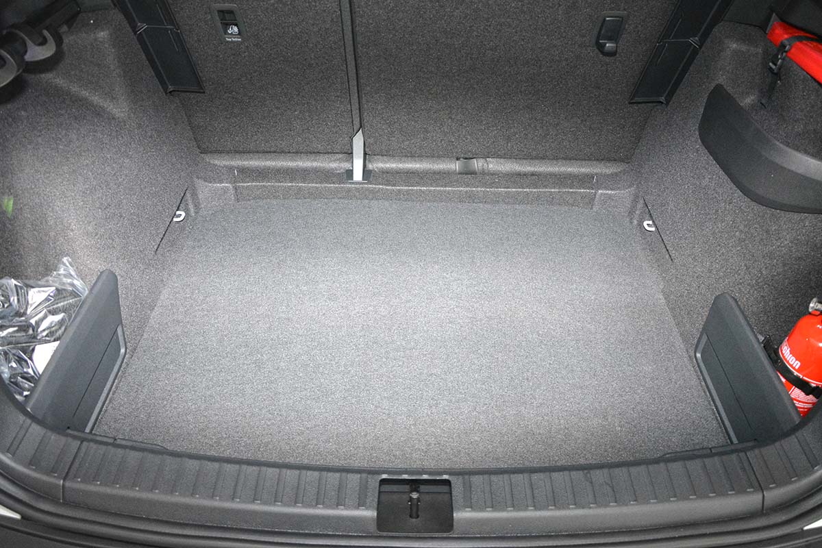 Kofferbakmat Skoda Karoq SUV - 2018-heden - Guardliner (Past in versie met lage kofferbakvloer en minireservewiel)