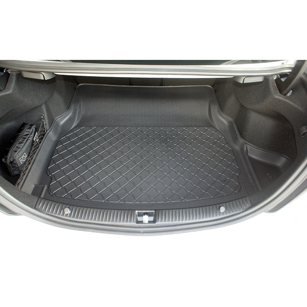 Kofferbakmat Mercedes C-klasse W205 Sedan - 2014-2021 - Guardliner (Past in versie met neerklapbare achterbank, zijflap kan eraf)