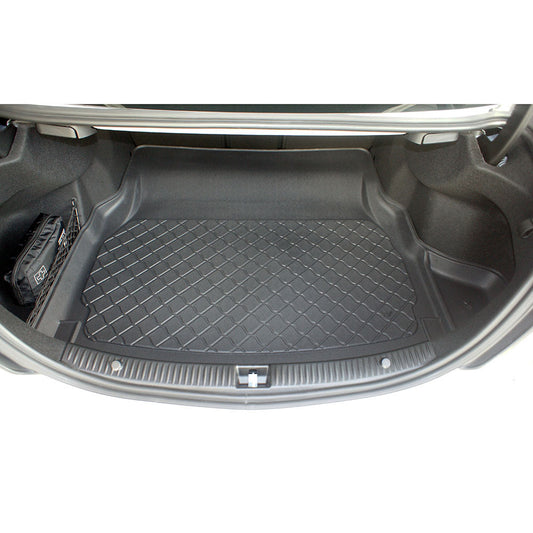 Kofferbakmat Mercedes C-klasse W205 Sedan - 2014-2021 - Guardliner (Past in versie met neerklapbare achterbank, zijflap kan eraf)
