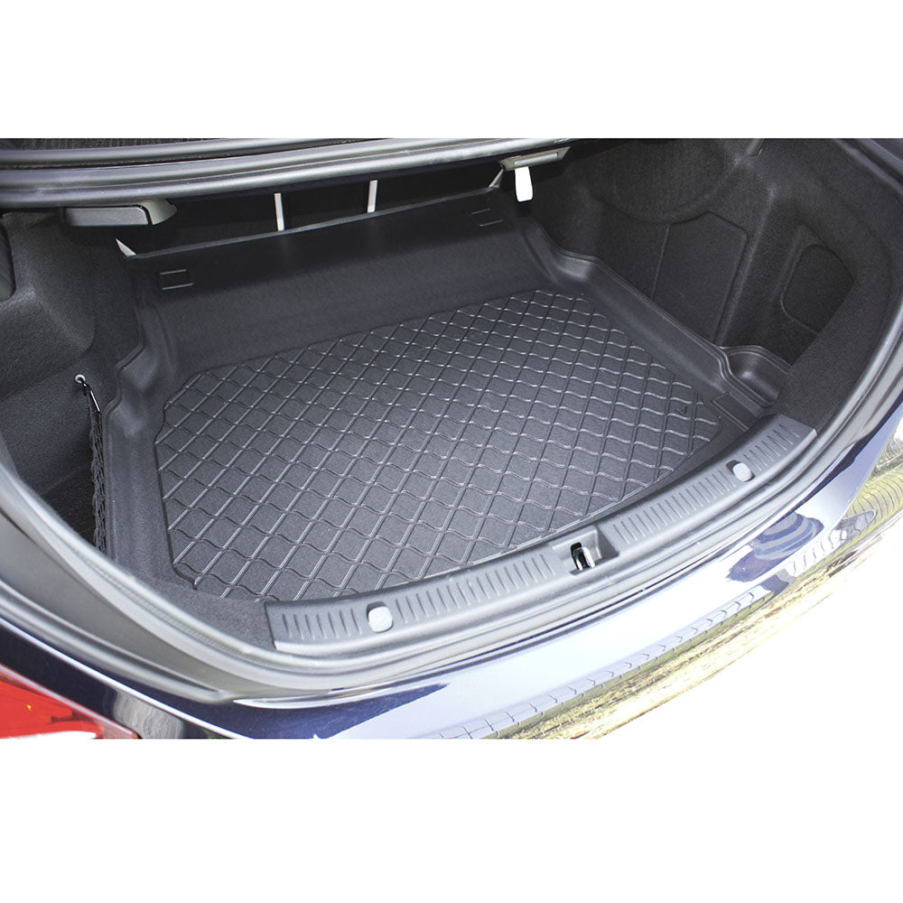 Kofferbakmat Mercedes E-klasse W213 Sedan - 2016-2023 - Guardliner (Past in versie met neerklapbare achterbank)