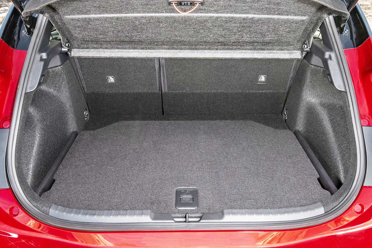 Kofferbakmat Toyota Corolla Hatchback - 2019-heden - Guardliner (Past in versie met hoge kofferbakvloer. Past ook in Hybrid)