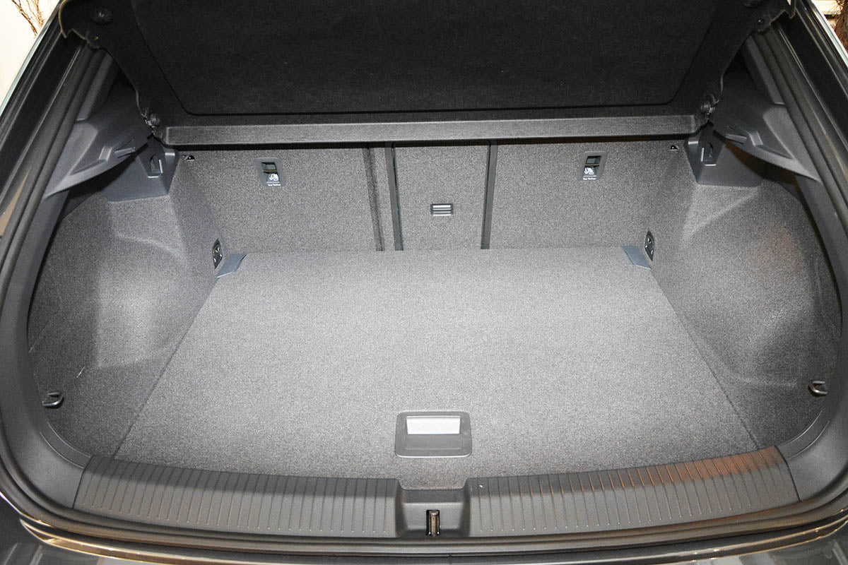 Kofferbakmat Volkswagen T-Roc SUV - 2017-2025 - Guardliner (Past in versie met hoge kofferbakvloer)