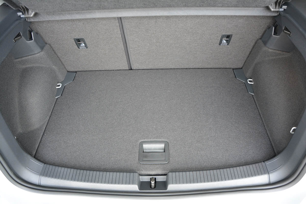 Kofferbakmat Volkswagen T-Cross SUV - 2018-heden - Guardliner (Past in versie met hoge kofferbakvloer)