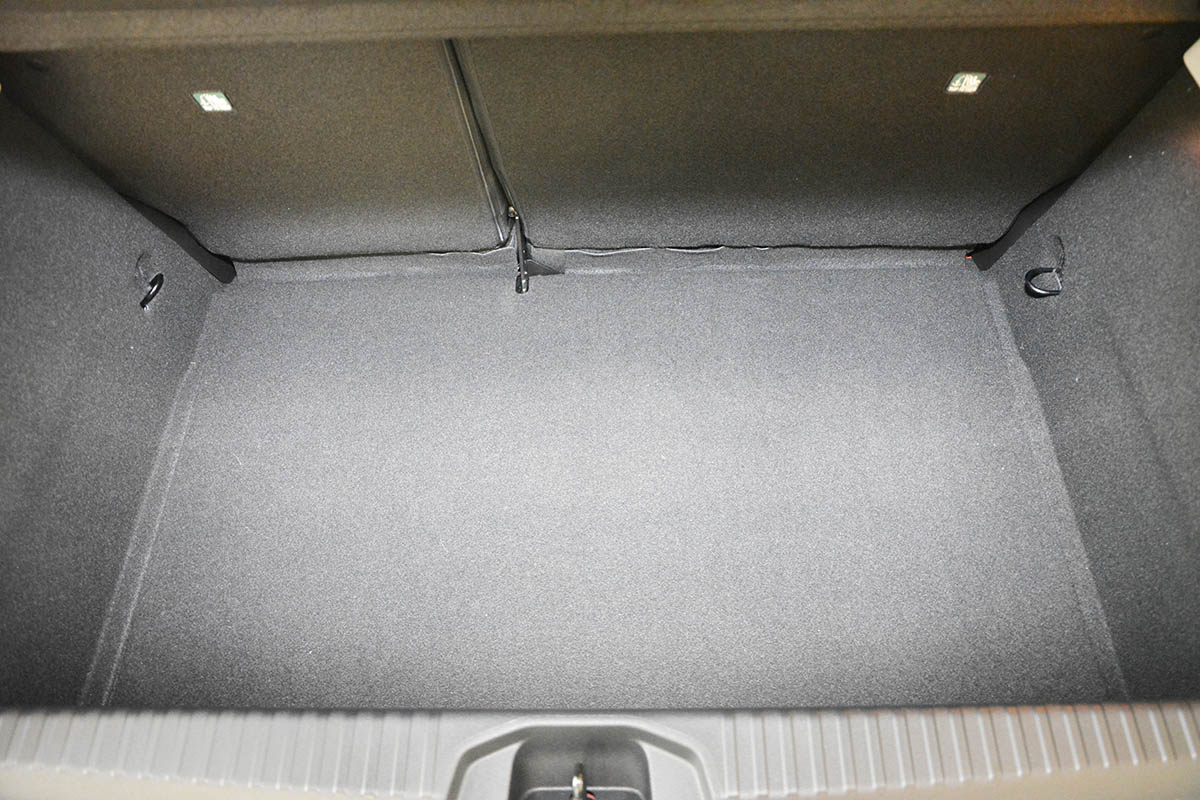 Kofferbakmat Mitsubishi Colt Hatchback - 2023-heden - Guardliner (Past in versie met lage kofferbakvloer)