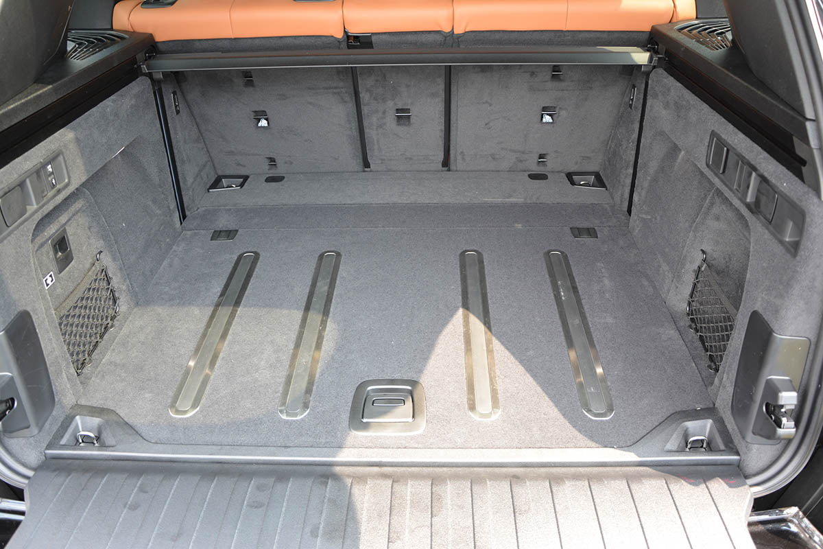 Kofferbakmat BMW X5 G05 SUV - 2019-heden - Guardliner (Past in versie met elektrisch schuifgordijn. Past ook in Hybrid)
