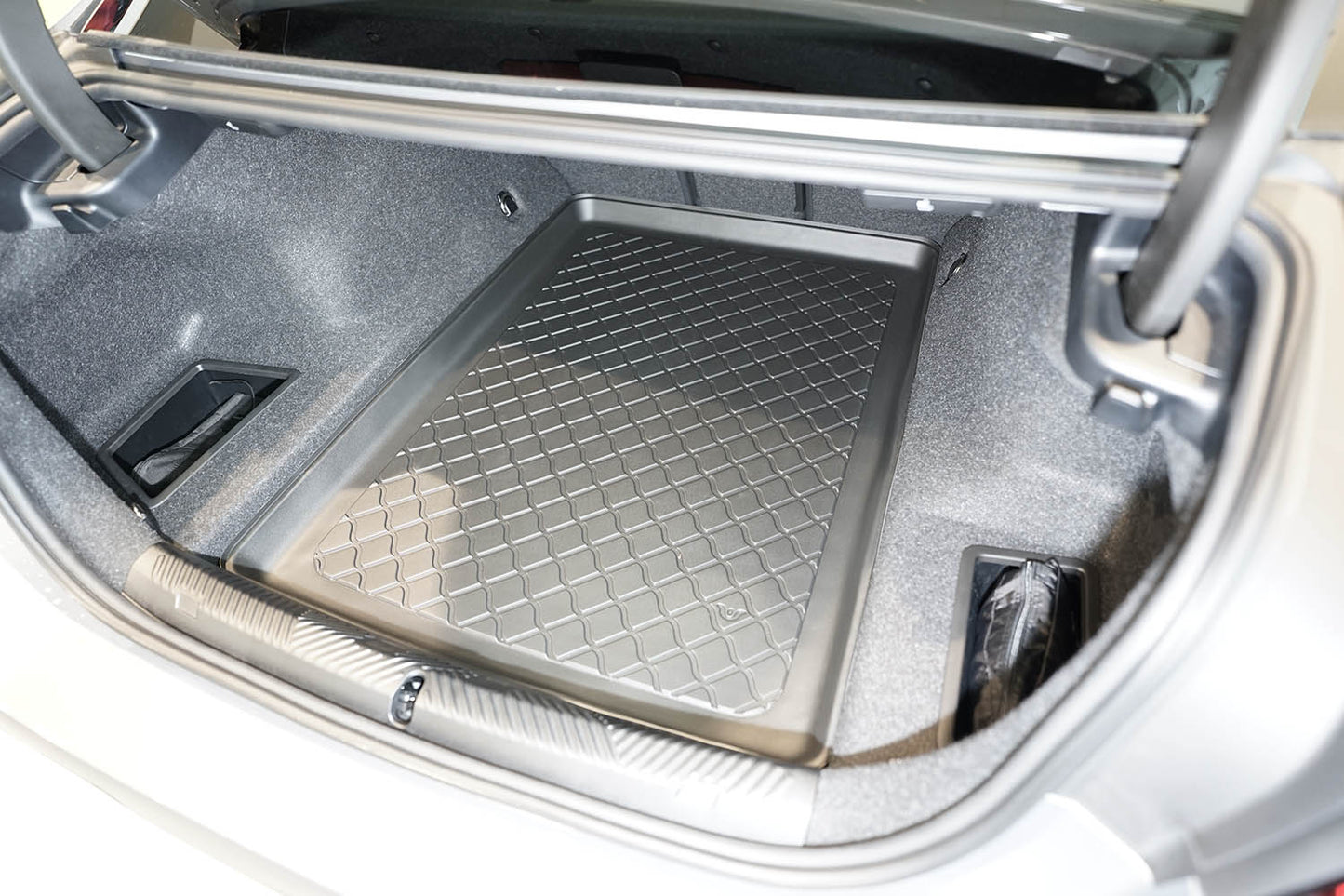 Kofferbakmat BMW 5-serie G60 Sedan - 2023-heden - Guardliner (Past niet in Plug-In Hybrid en electric)