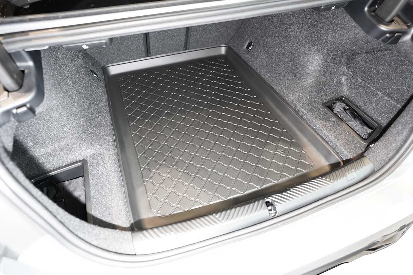 Kofferbakmat BMW 5-serie G60 Sedan - 2023-heden - Guardliner (Past niet in Plug-In Hybrid en electric)