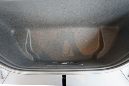 Kofferbakmat Tesla Model X SUV - 2016-heden - Guardliner (Past in kofferruimte voorkant auto)