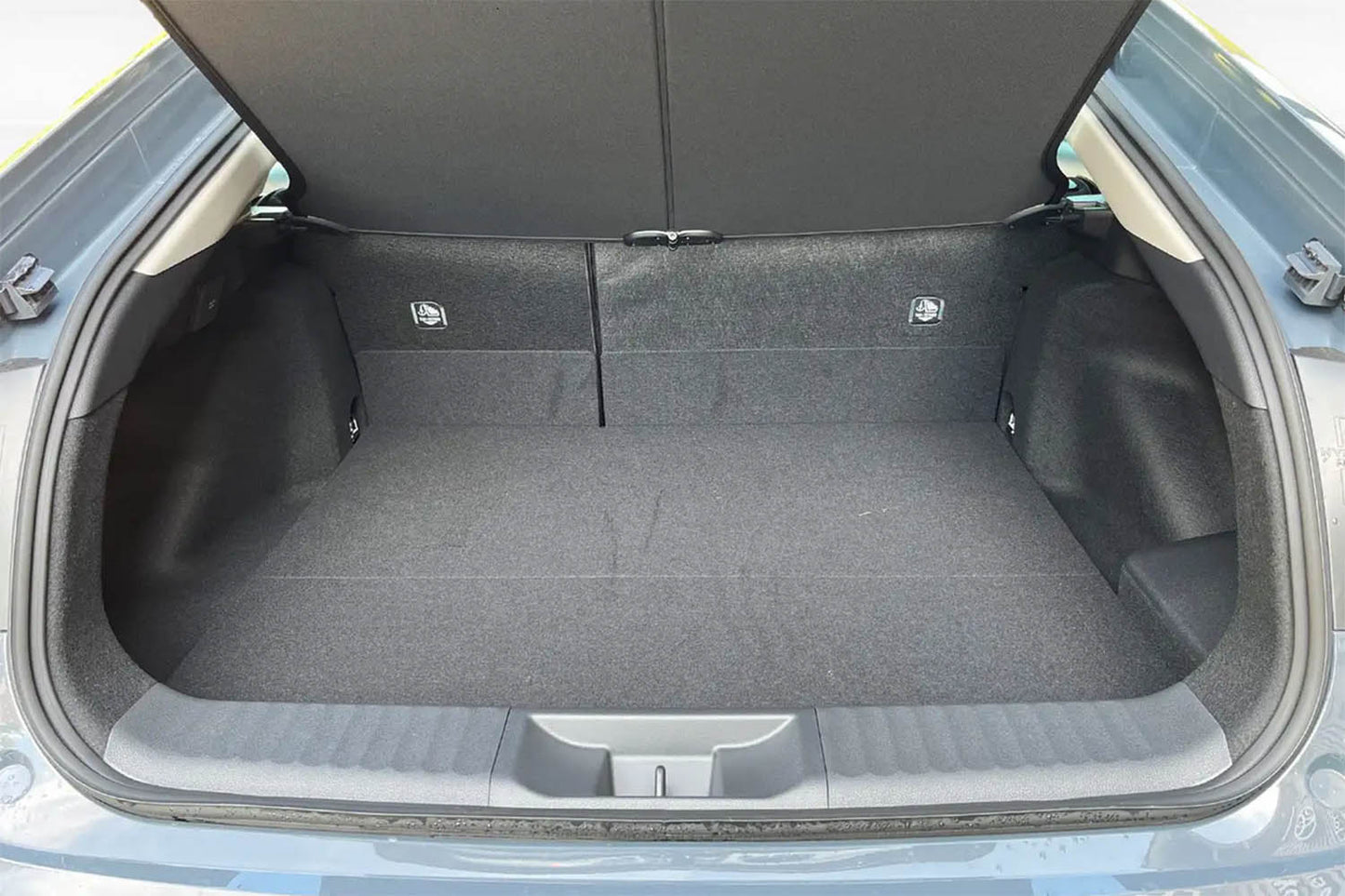 Kofferbakmat Toyota Prius hatchback (2023-Heden) - Carbox