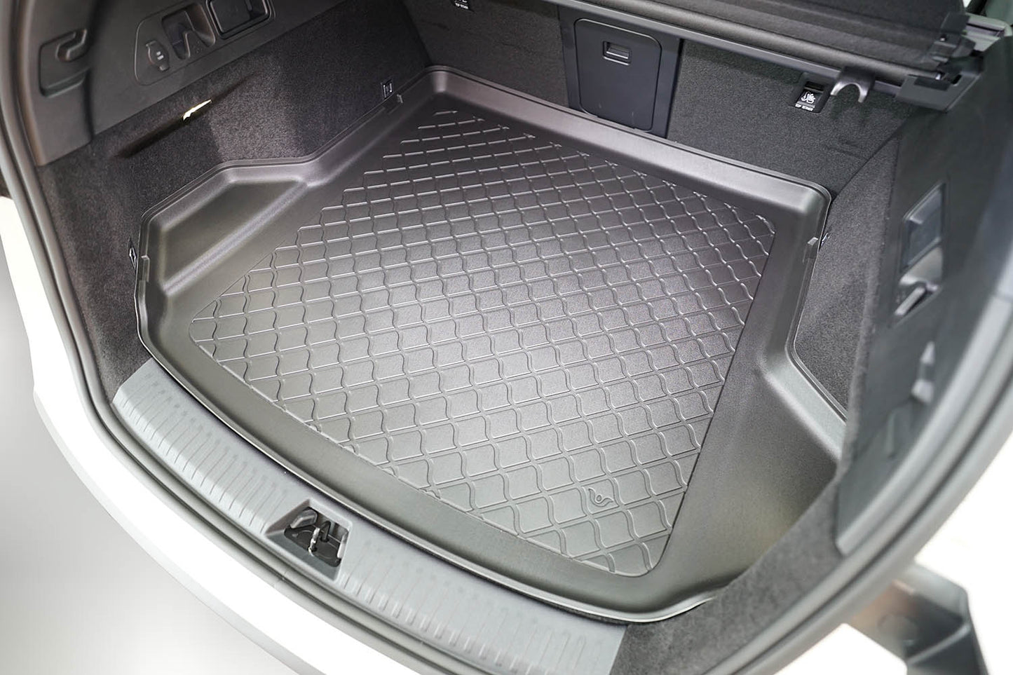 Kofferbakmat BYD Seal 6 DM-i Plug-in Hybrid Touring 2025-heden- Guardliner