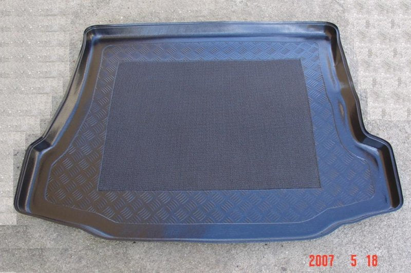 Kofferbakmat Ford Focus sedan (1999-2001) - Carbox