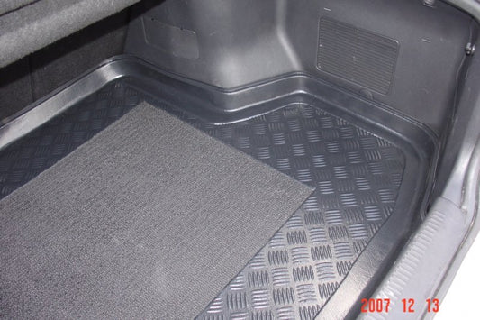 Kofferbakmat Mitsubishi Carisma hatchback (2001-2005) - Carbox