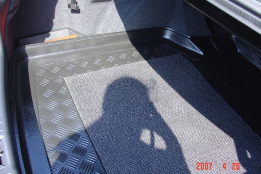 Kofferbakmat Toyota Avensis sedan (2003-2009) - Carbox