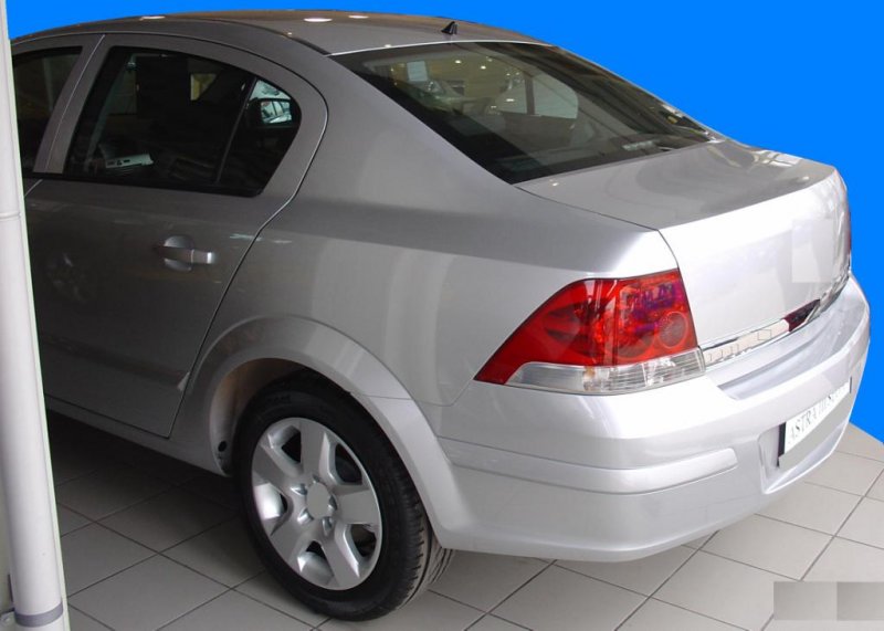 Kofferbakmat Opel Astra H 4 deurs sedan (2007-2010) - Carbox