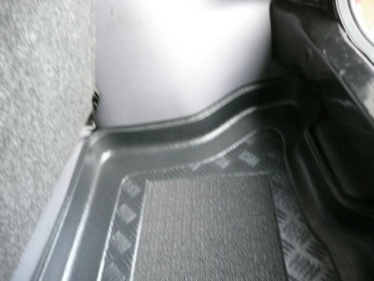 Kofferbakmat Renault Twingo hatchback (1993-2007) - Carbox
