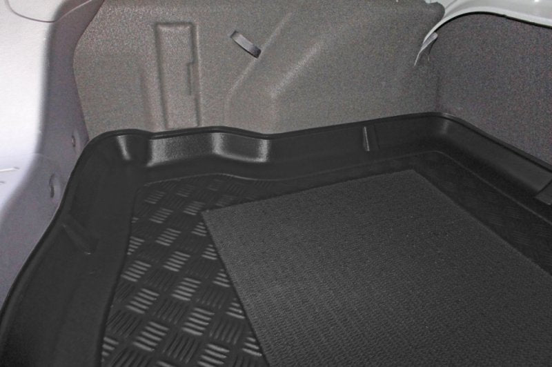 Kofferbakmat Ford Focus sedan (2011-2015) - Carbox