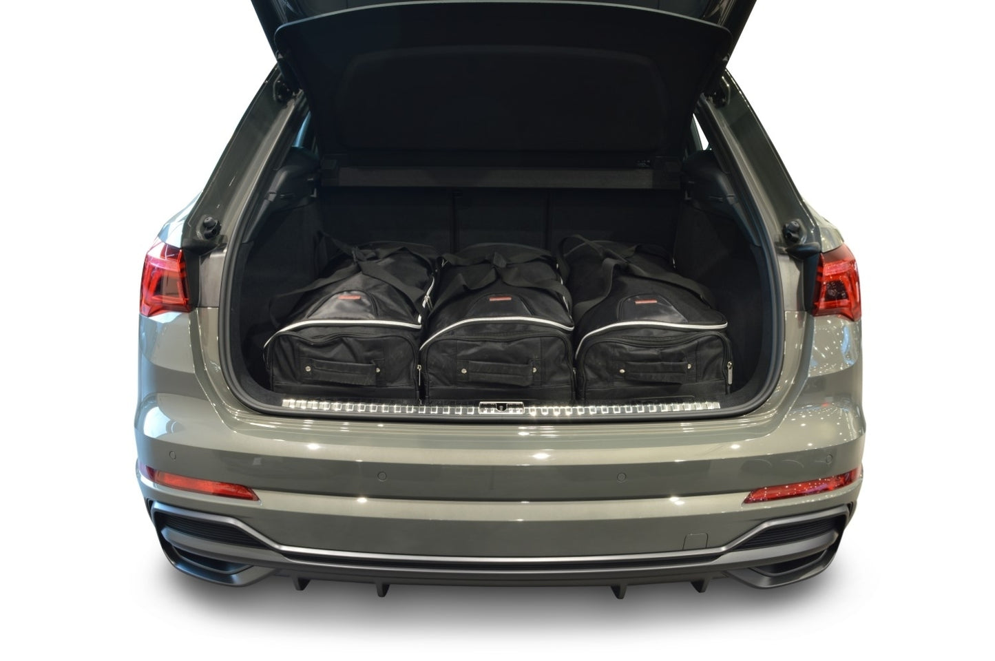 Reistassenset Audi Q3 (F3) 2018-heden (Incl. TFSI e)