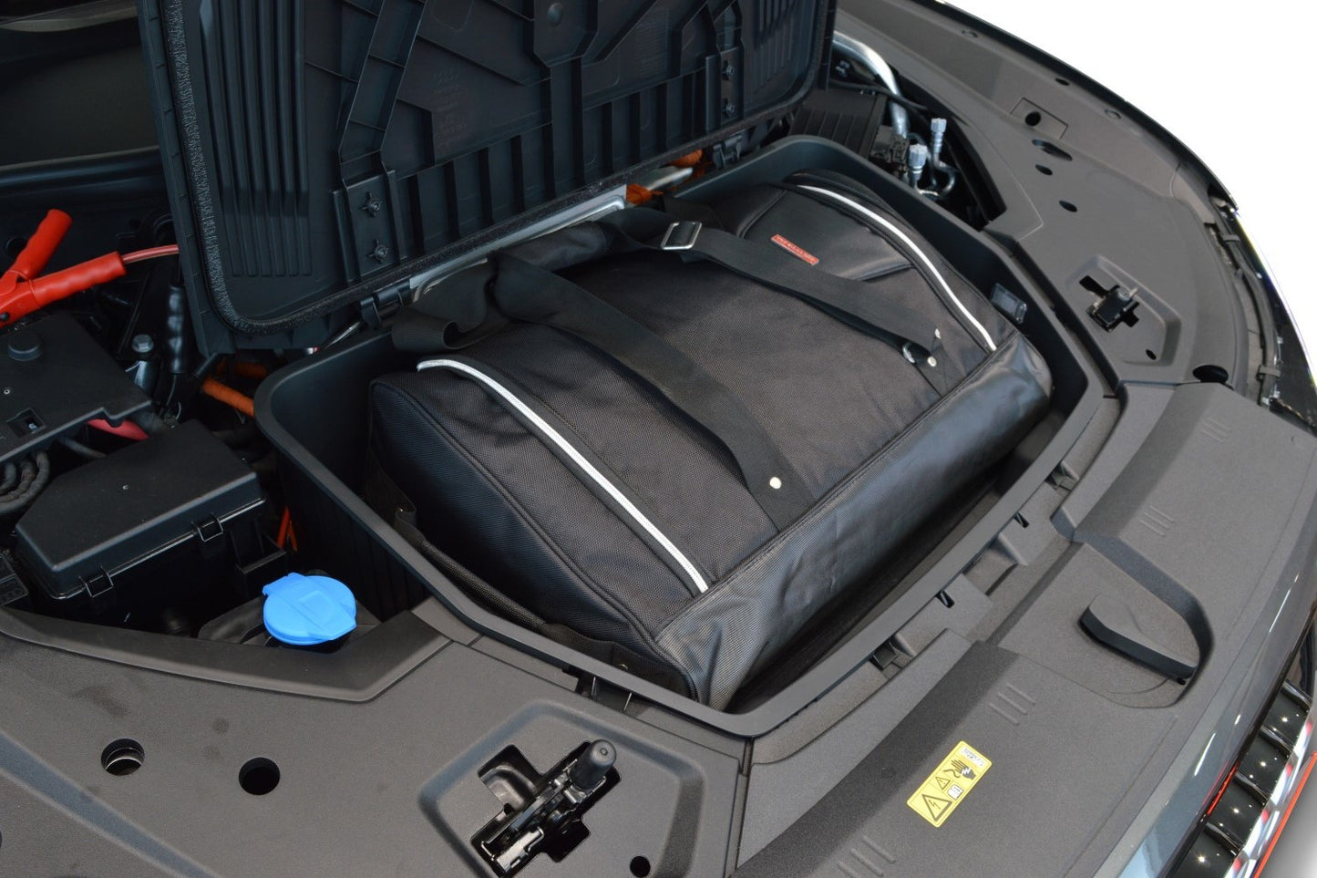 Frunk tas Audi e-tron (GE) 2018-2022 (BxHxL= 35 x [11-21] x 60 cm)
