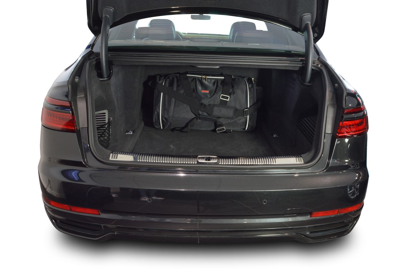 Reistassenset Audi A8 (D5) 2017-heden 4-deurs sedan (Niet voor TFSI e)