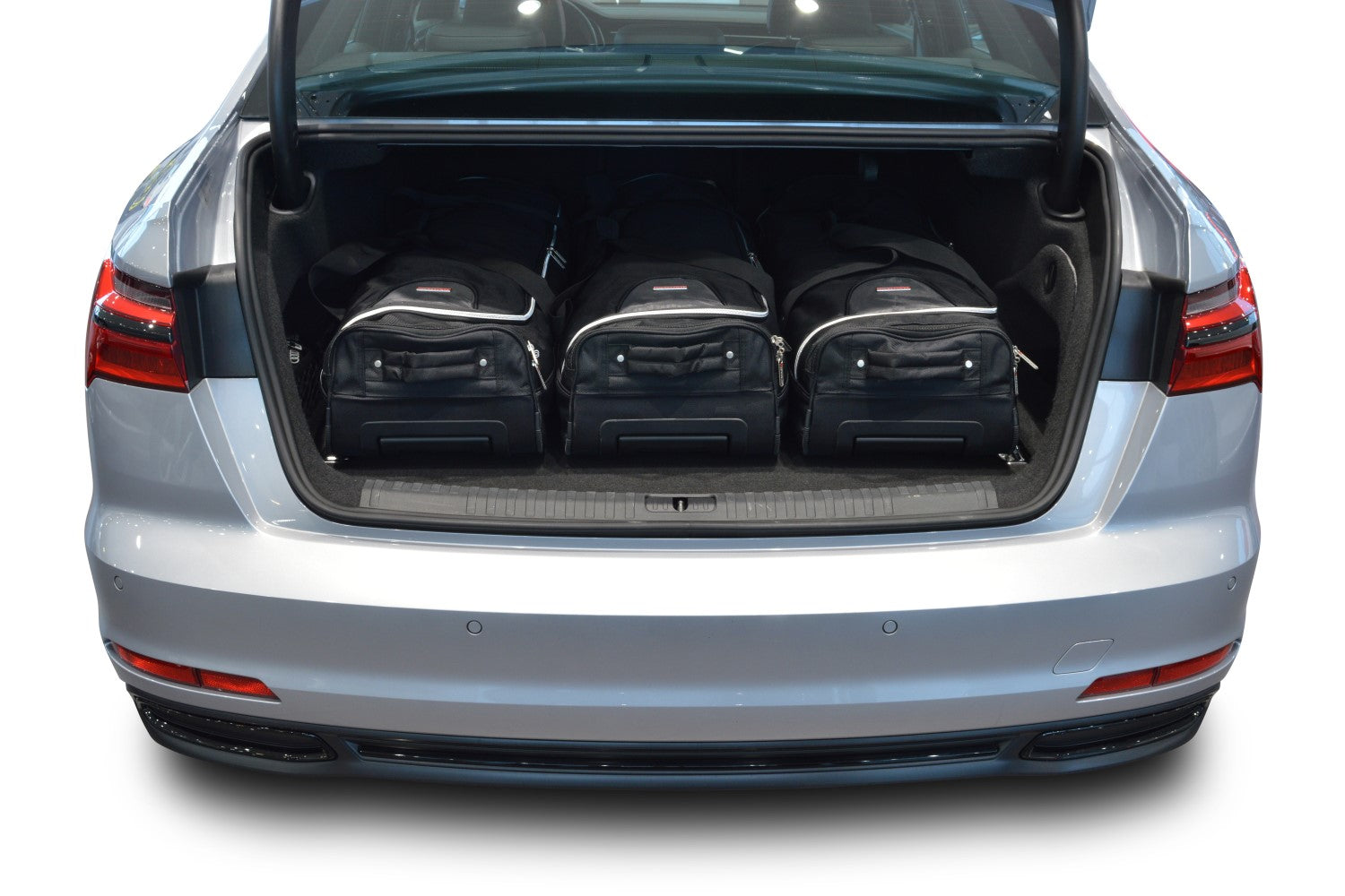 Reistassenset Audi A6 (C8) 2021-heden 4-deurs sedan (Alleen voor TSFI e)