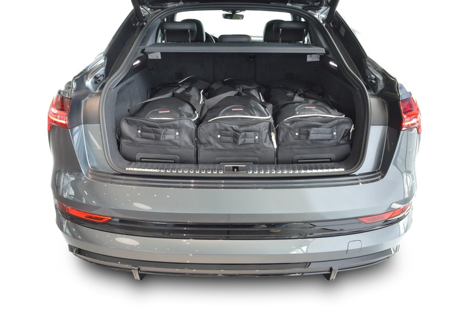 Reistassenset Q8 e-tron Sportback (GE) suv 2022-heden