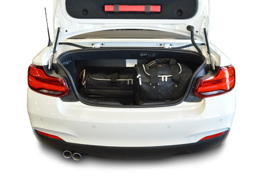 Reistassenset BMW 2 Serie Cabriolet (F23) 2014-2021 (1 trolleytas met expansierits. Zowel met de cabriokap open als dicht passen alle tassen in de kofferruimte)