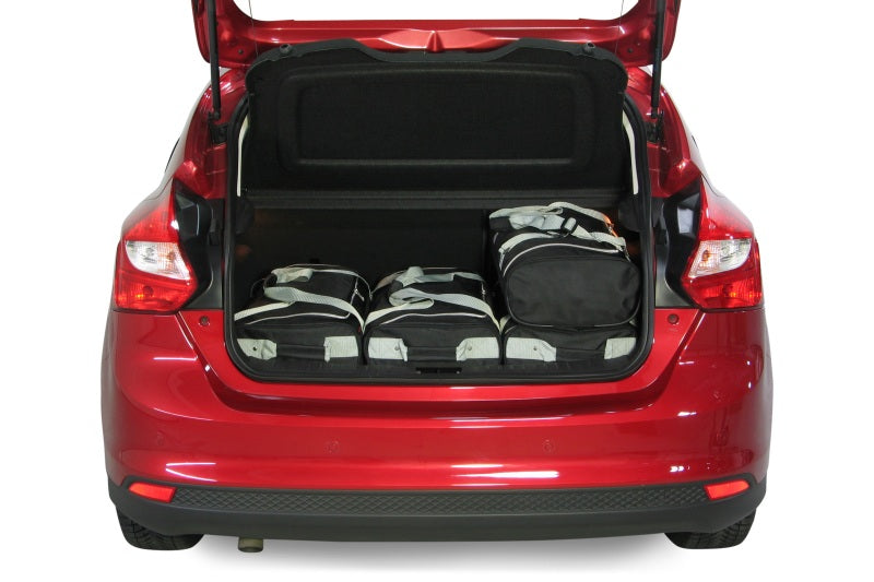 Reistassenset Ford Focus III 2010-2018 5-deurs hatchback