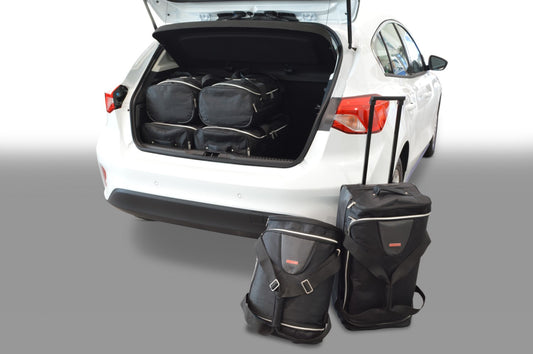 Reistassenset Ford Focus IV 2018-heden 5-deurs hatchback (Verstelbare laadvloer in onderste stand. Zonder BNO Soundsystem)