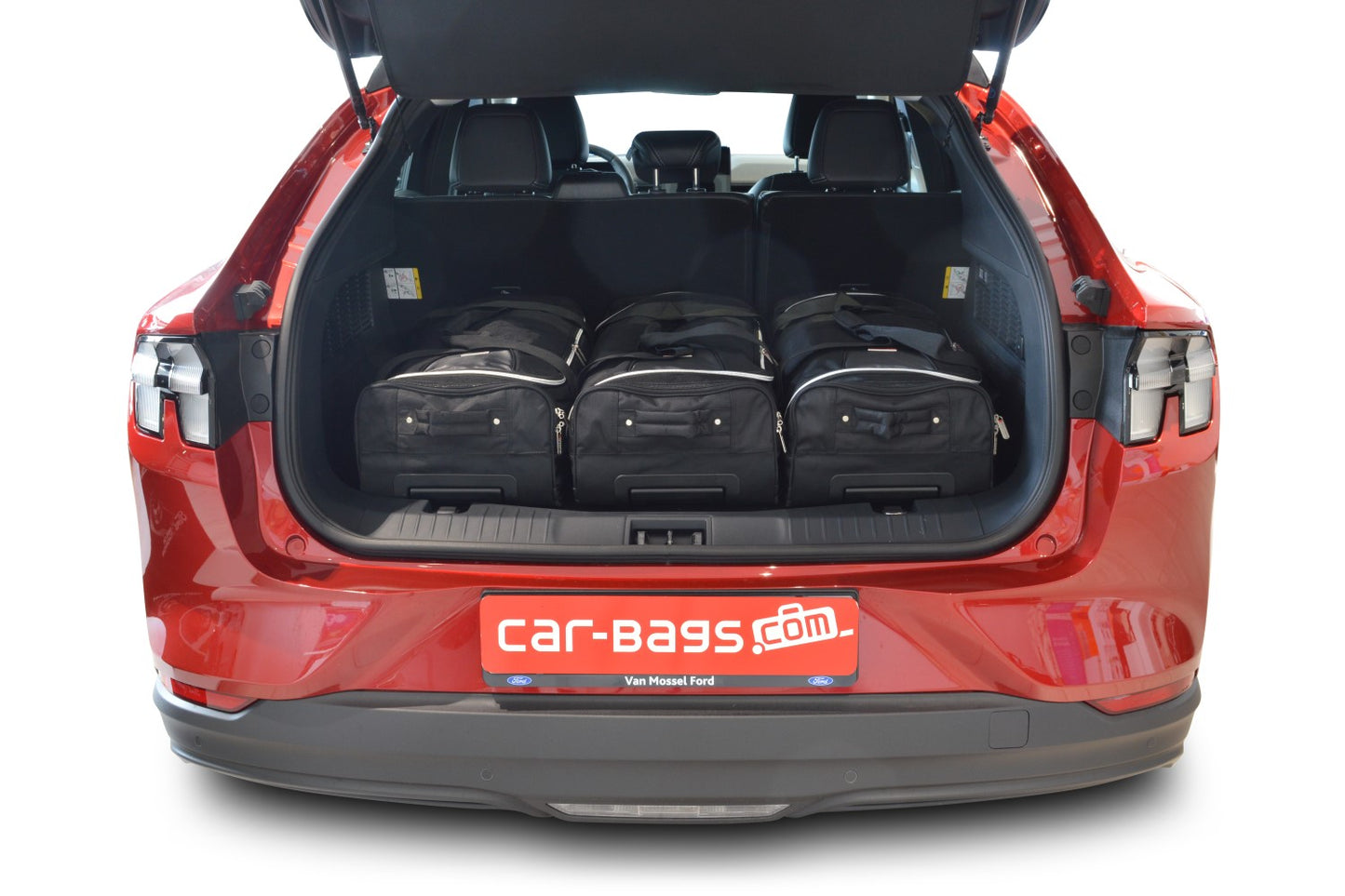Reistassenset Ford Mustang Mach-E 2020-heden