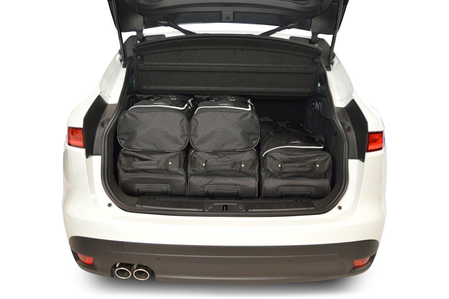 Reistassenset Jaguar F-Pace 2016-heden