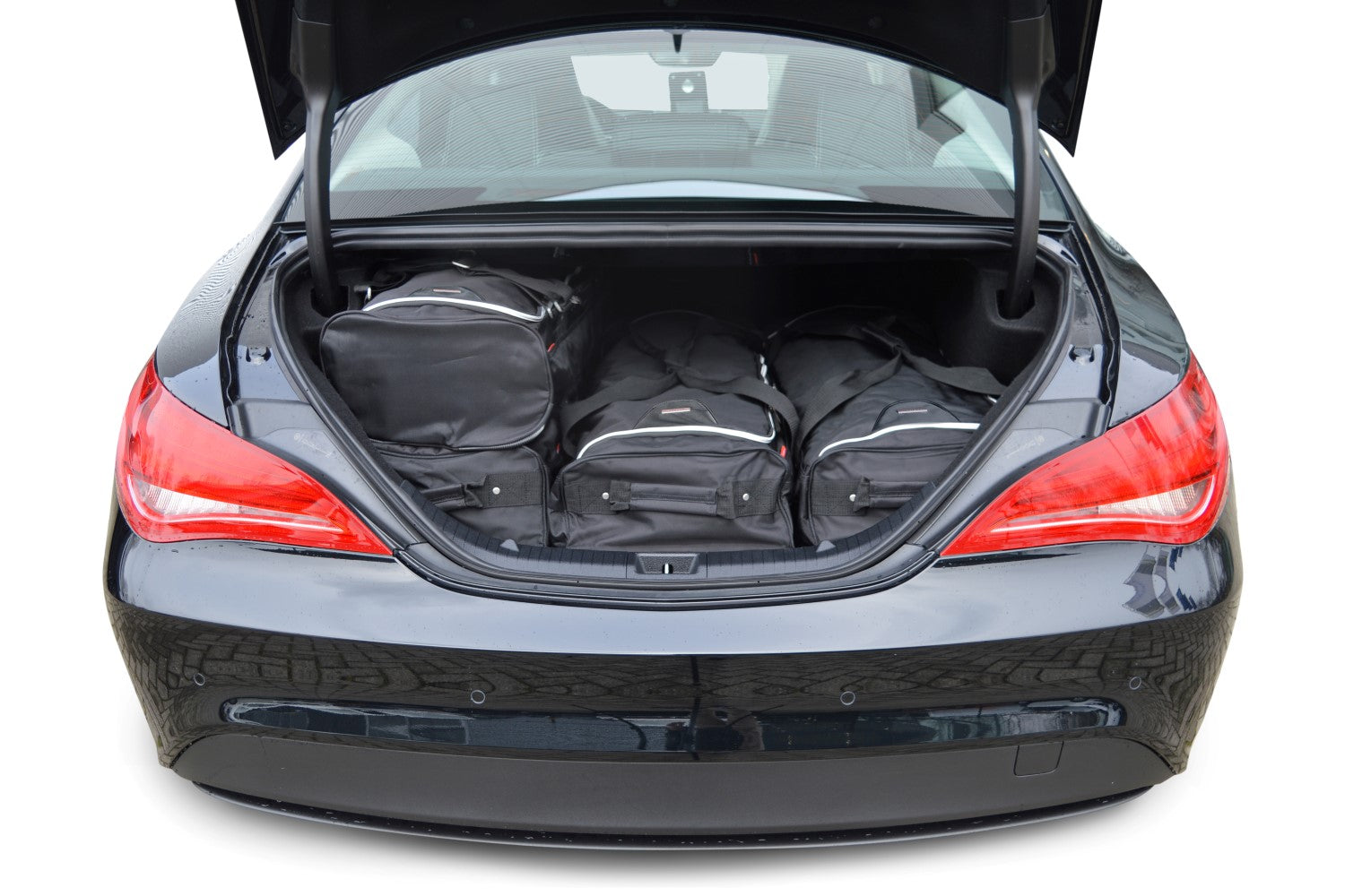 Reistassenset Mercedes CLA (C117) 2013-2019 4-deurs coupe