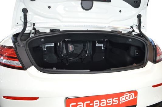 Reistassenset Mercedes C-Klasse Cabriolet (A205) 2016-2021 (2 trolleytassen met expansierits. Zowel met de cabriokap open als dicht passen alle tassen in de kofferruimte)