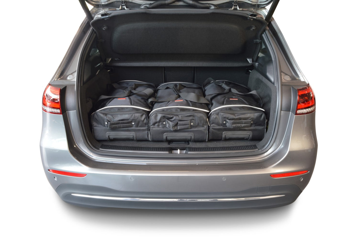 Reistassenset Mercedes B-Klasse (W247) 2018-heden 5-deurs hatchback(Verstelbare laadvloer in bovenste stand: Niet voor Plug-in Hybrid)