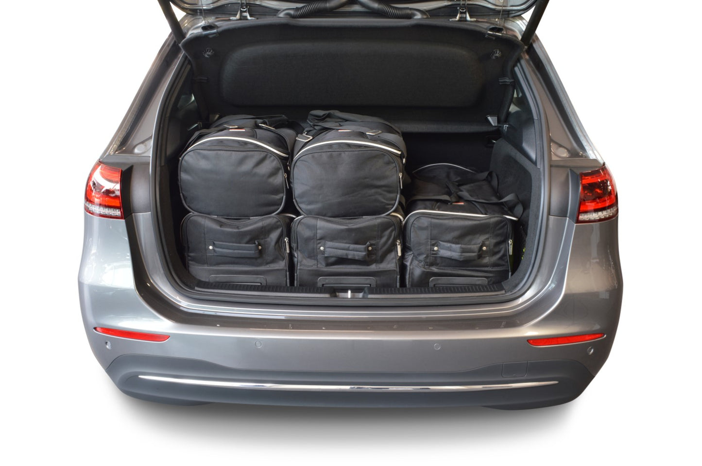 Reistassenset Mercedes B-Klasse (W247) 2018-heden 5-deurs hatchback (Verstelbare laadvloer in onderste stand (Niet voor Plug-in Hybrid)