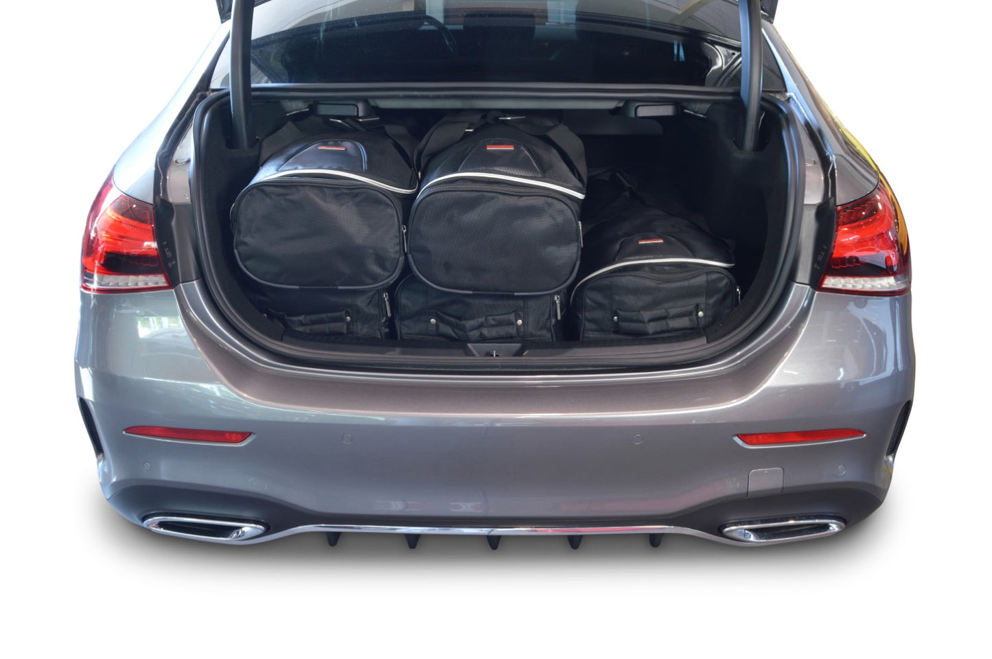 Reistassenset Mercedes A-Klasse (V177) 2018-heden 4-deurs sedan (Niet voor Plug-In Hybrid)