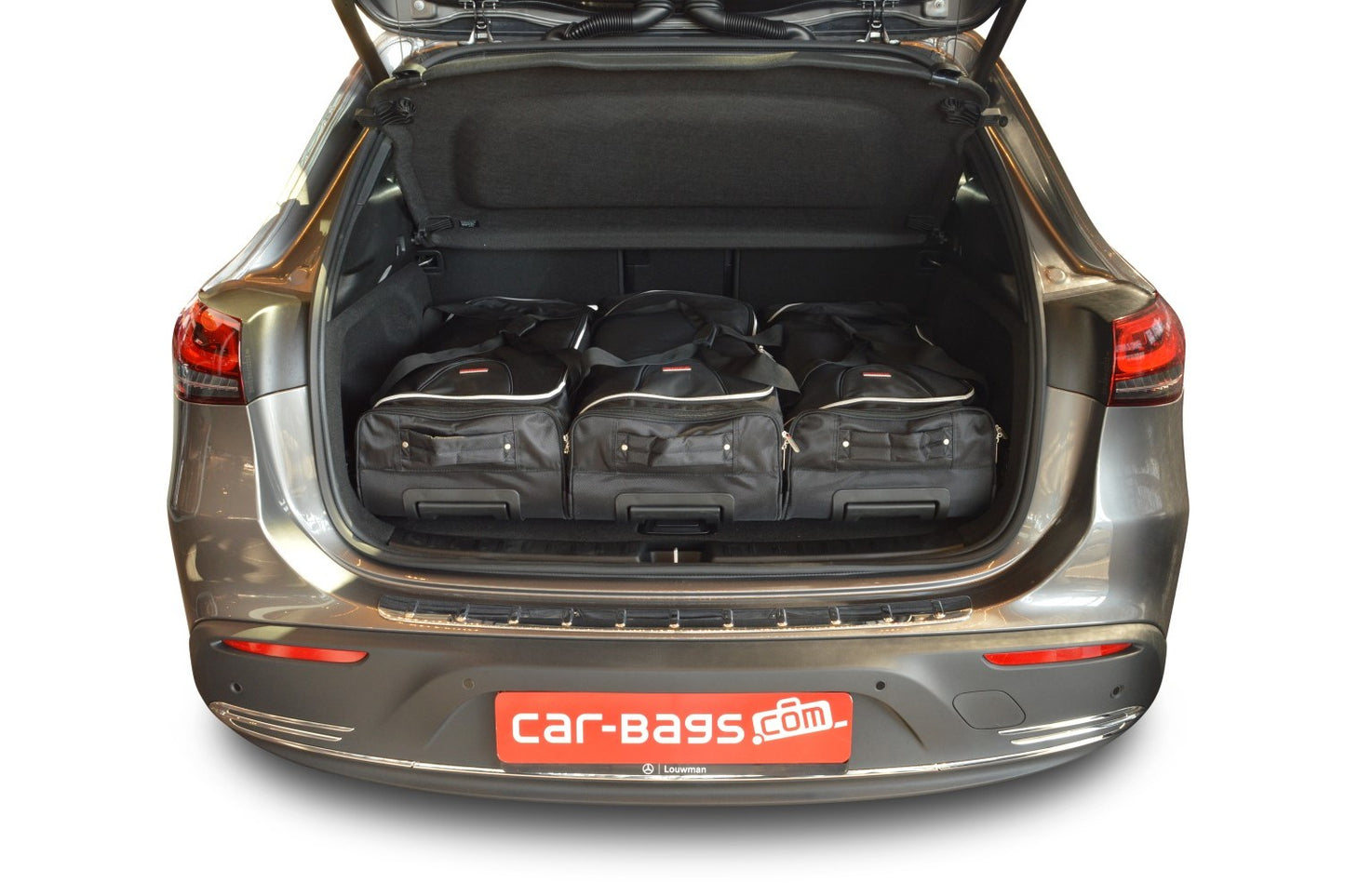 Reistassenset Mercedes EQA (H243) 2021-heden
