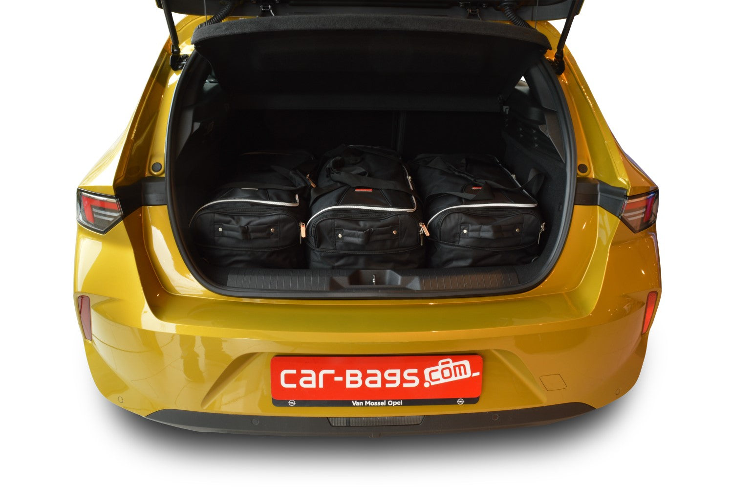 Reistassenset Opel Astra L 2021-heden (Incl. Plug-in Hybrid. Trolleytassen met expansierits)