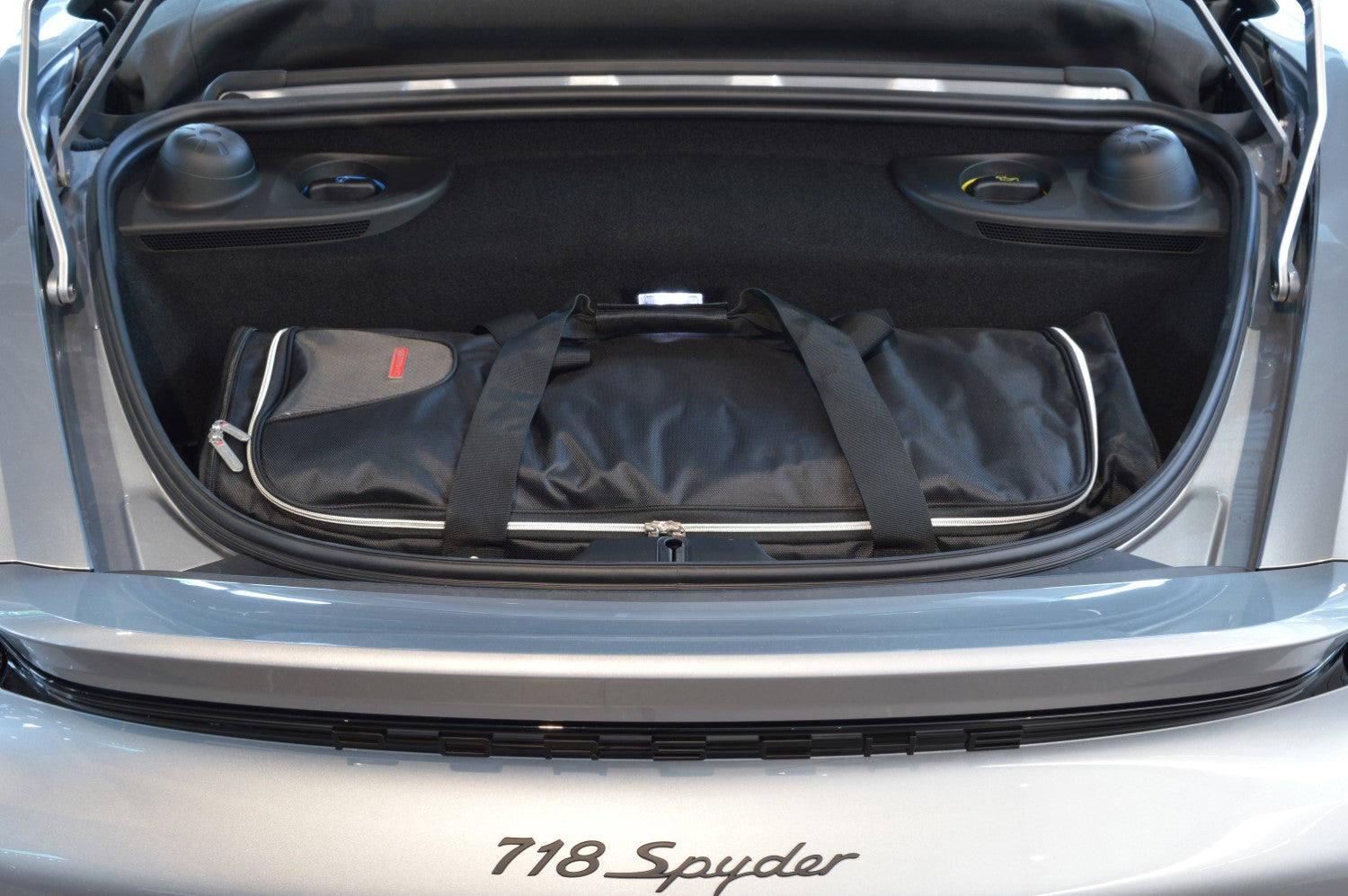 Kofferbak trolleytas Porsche 718 Spyder 2019-heden (BxHxL= 30 x 25 x 85 cm)