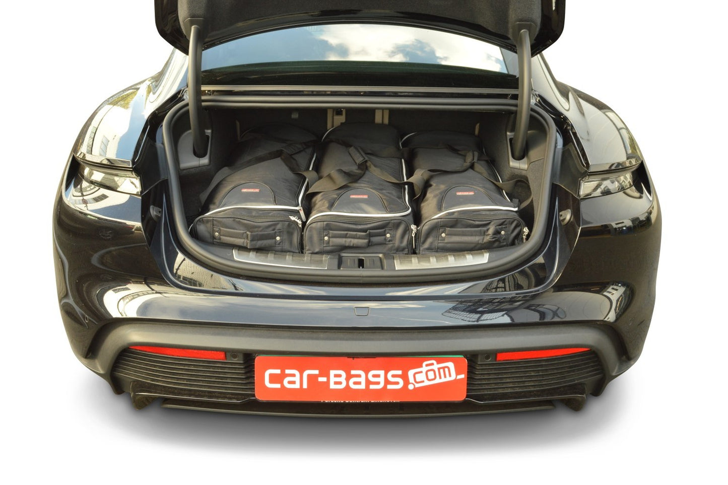 Reistassenset Porsche Taycan 2019-heden 4-deurs sedan